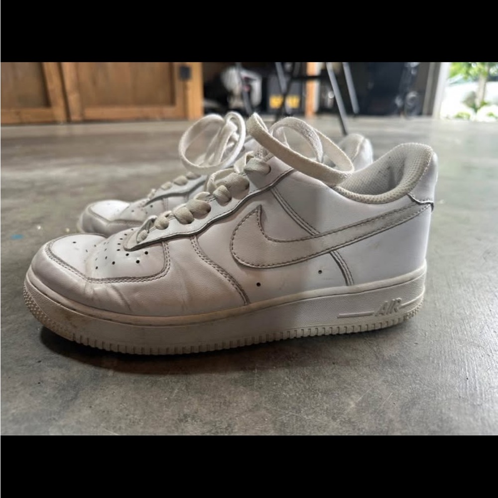 Nike Air Force 1 White Sneakers